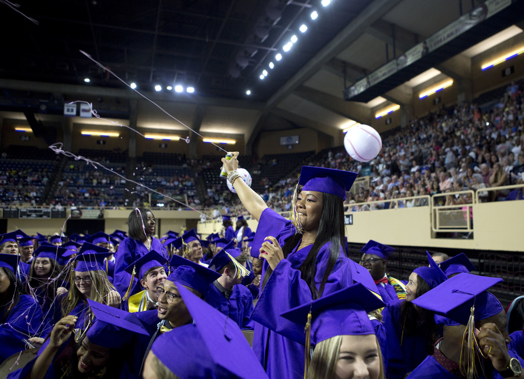 ey patrickhenrygraduation 060217 p01